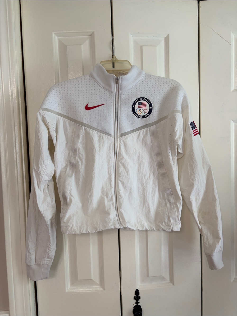 Nike 2020 Tokyo Olympics Medal Stand Windrunner Jacket
